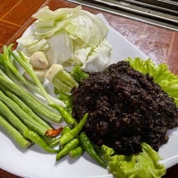 ลาบเลือดคั่ว