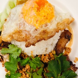 ป้านอมอาหารชุด