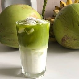 ชาเขียวมะพร้่าวนมสด