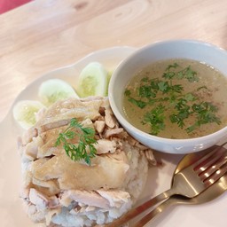 Cheeky Chicken Cafe ชิกกี้ชิกเก้นคาเฟ่