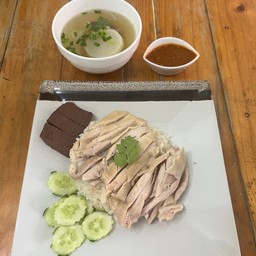 ข้าวมันไก่ ข้าวหมูอบ ครัวลุงวัฒน์-ท่าน้ำนนท์ ท่าน้ำนนท์