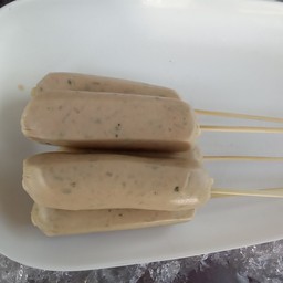 ไส้กรอกไก่วุ้นเส้น