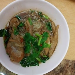 รุ่งสุรีย์โภชนา