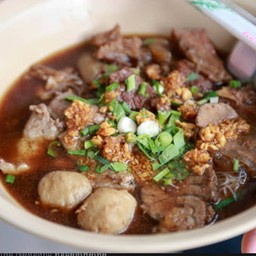 ก๋วยเตี๋ยวเนื้อ