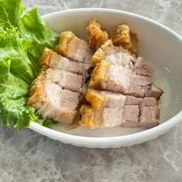 หมูกรอบจาน