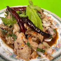 น้ำตกหมู