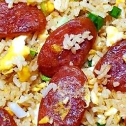 ข้าวผัดกุนเชียง