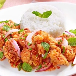 ข้าวยำไก่แซ่บ