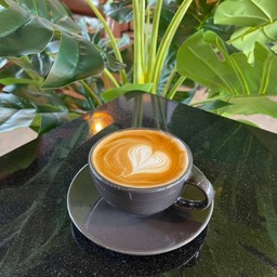 ลาเต้ร้อน