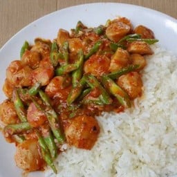 พริกเเกงลูกชิ้น