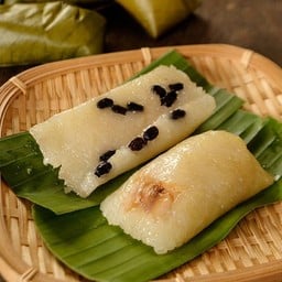 ข้าวต้มมัดไส้กล้วย (คู่ละ) ใส่ในกล่องสวยงาม