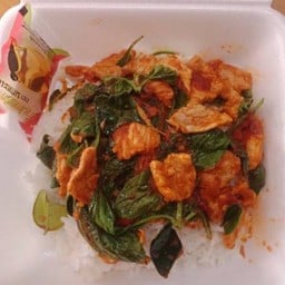 ผัดพริกแกง(ราดข้าว)