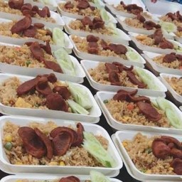 ข้าวราด 2 อย่าง (เลือก 2 อย่างเท่านั้น)