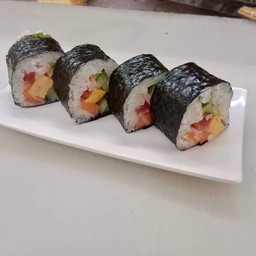 Futo Maki 8p มากิไส้รวม 8 ชิ้น