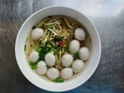 เกาเหลาลูกชิ้นหมูน้ำข้น
