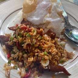 ข้าวหน้าหมูเค็มคั่วพริก