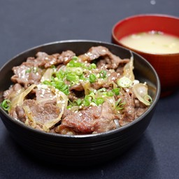 Gyo Don(Beef) ข้าวหน้าเนื้อ พร้อมซุป