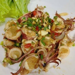 หมึกไข่ผัดพริกเกลือ
