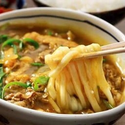 อูด้งแกงกระหรี่เนื้อแองกัส