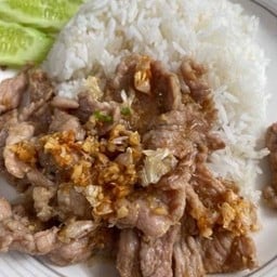 ข้าวกระเทียม หมู (สับ/ชิ้น)
