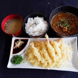 Fried Shrimp Curry Rice Set ข้าวแกงกะหรี่กุ้งทอด+ซุปมิโสะ