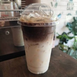 กาแฟมะพร้าวนมสด