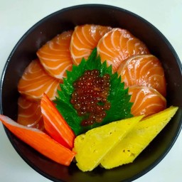 Salmon Don ชุดข้าวปลาแซลม่อนสด
