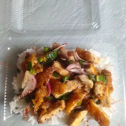 แตมกะเฟริส ข้าวยำไก่แซ่บ & ไก่เขย่า