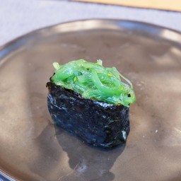 Wakame Sushi ยำสาหร่าย