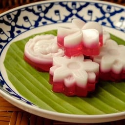 วุ้นกะทิน้ำแดง (สูตรหวานน้อย)