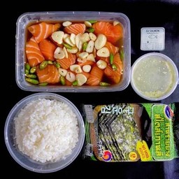 Set แซลมอนดองใหญ่+ข้าว+สาหร่ายแผ่น
