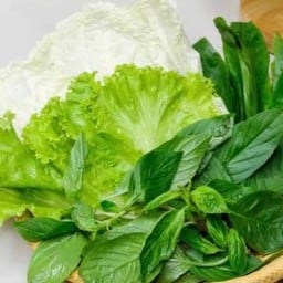 ชุดผักพร้อมเส้นขนมจีน