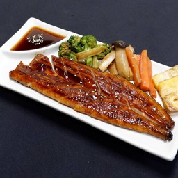 Unagi M เฉพาะปลาไหลเต็มตัว