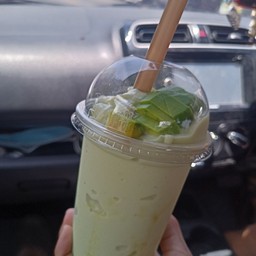 อะโวคาโดน้ำผึ้งนมสด