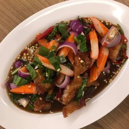 ยำหอเพชรเจ็ดสี