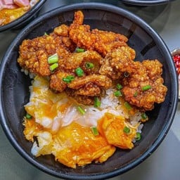 ข้าวไก่กรอบ+ไข่ขยี้