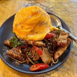 ข้าวขี้เมาหมูกรอบ