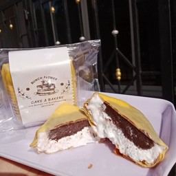 ขนมปังแลบลิ้น ครูต้อยเบเกอรี่