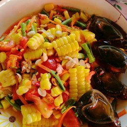 ตำไทยปูข้าวโพดไข่เยี่ยวม้า