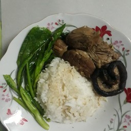 หมูกรอบ พารวย