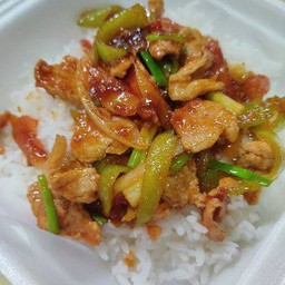 ข้าวหน้าพริกหยวกใส่พริกเผา