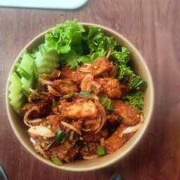 ข้าวยำไก่แซ่บ