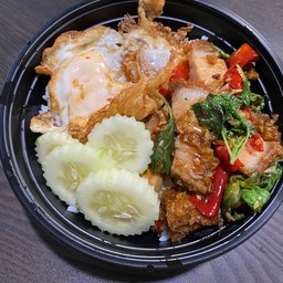 ข้าวกระเพราหมูกรอบ