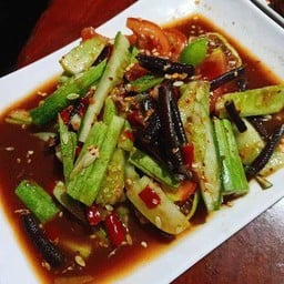-ตำแตงกวา
