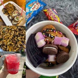 แมลงทอด & ขนมหวาน