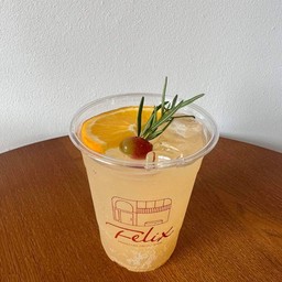 เฟลิกซ์ จินเจอร์ บลอสซัม