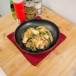 หมี่กระเฉดหมู