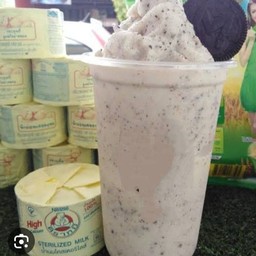 นมหมี + โอริโอ้ ปั่นนมสด