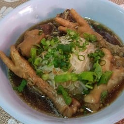 ร้านส้มตำไก่ย่างอาเขต