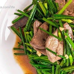 ดอกกุยช่ายผัด